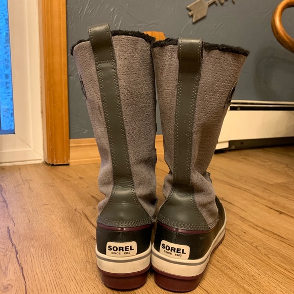 Sorel winter boot - Picture 3 of 6